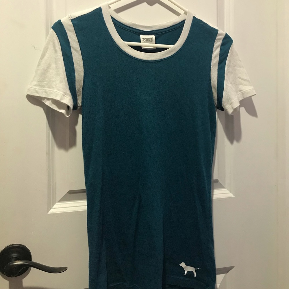 Victoria Secret PINK t-shirt